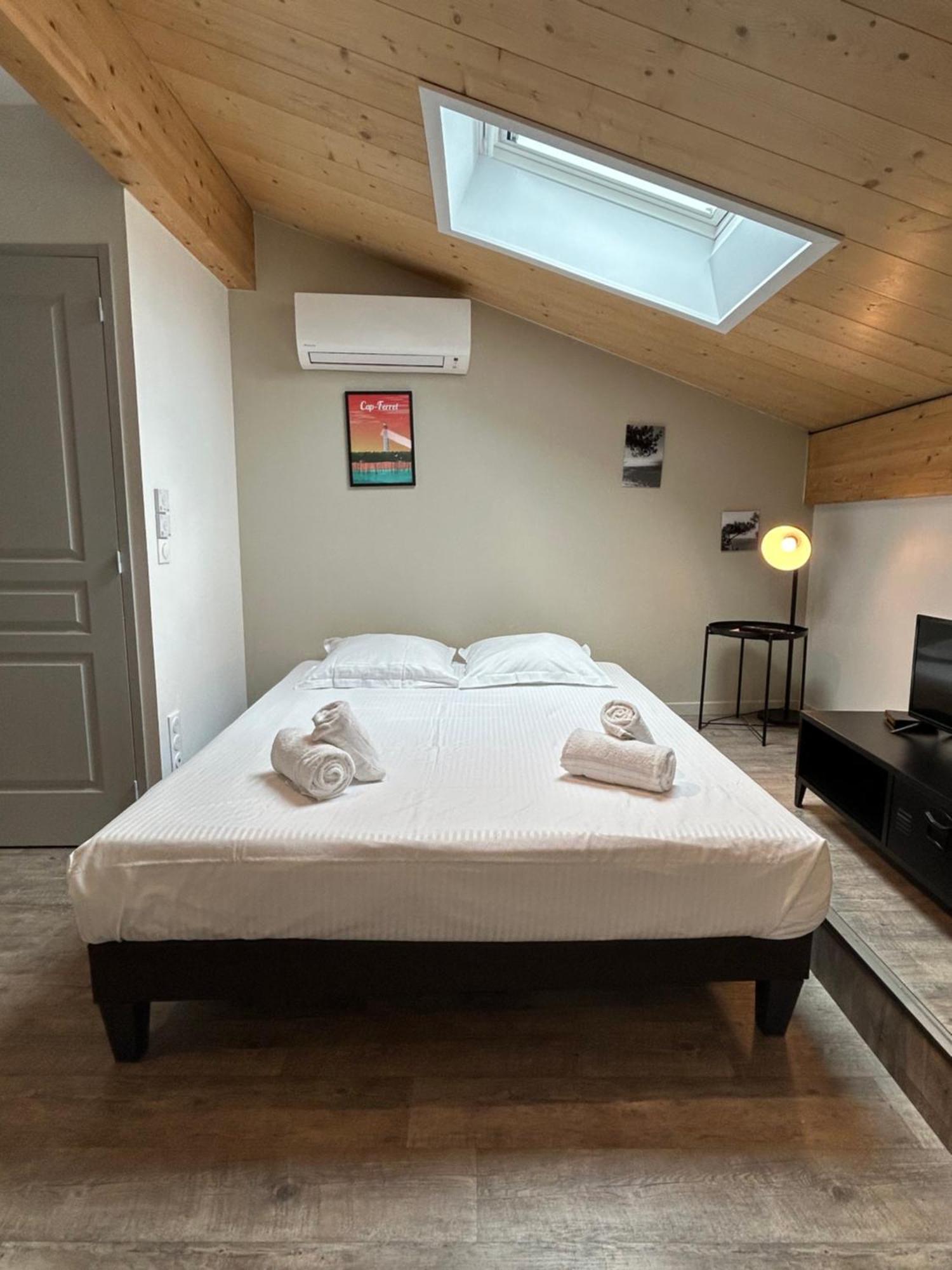 Beau Lumineux Avec Climatisation Pour 2 Personnes Apartment *